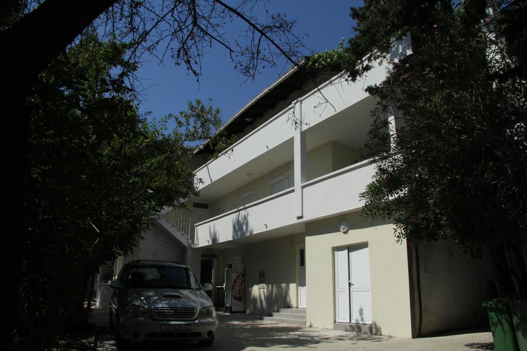 Novalja Inn 2 المظهر الخارجي الصورة